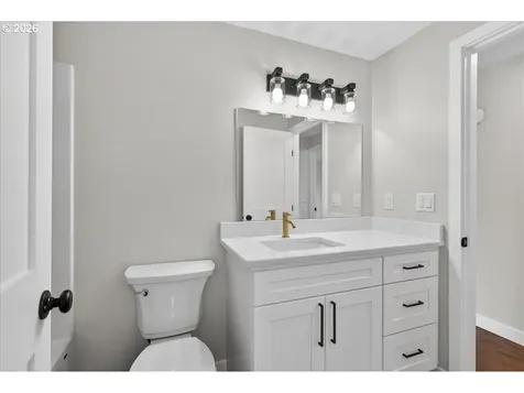 553 Elm Street Jefferson OR 97352