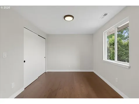 553 Elm Street Jefferson OR 97352