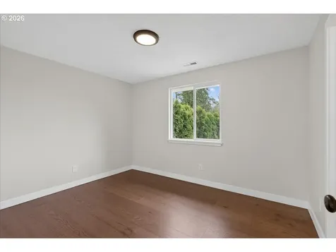 553 Elm Street Jefferson OR 97352