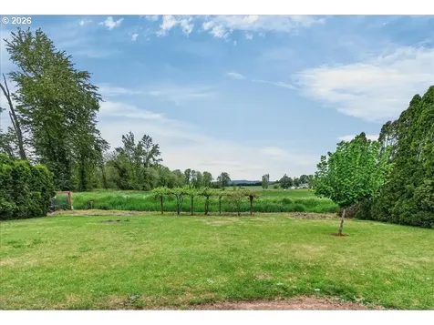 553 Elm Street Jefferson OR 97352