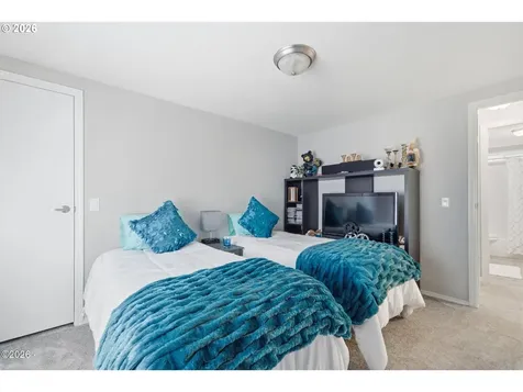 1915 Deer Road Tillamook OR 97141