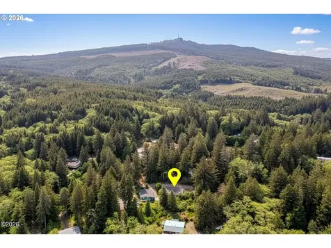 1915 Deer Road Tillamook OR 97141