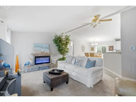 1915 Deer Road Tillamook OR 97141