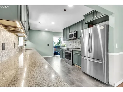 243 N Shepherd Road Washougal WA 98671