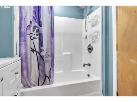 243 N Shepherd Road Washougal WA 98671
