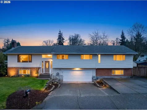 5484 SE Roethe Road Milwaukie OR 97267