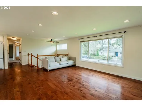 5484 SE Roethe Road Milwaukie OR 97267