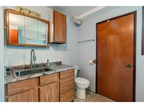 5484 SE Roethe Road Milwaukie OR 97267