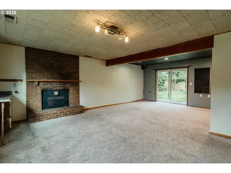 5484 SE Roethe Road Milwaukie OR 97267