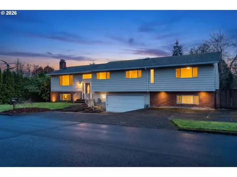 5484 SE Roethe Road Milwaukie OR 97267
