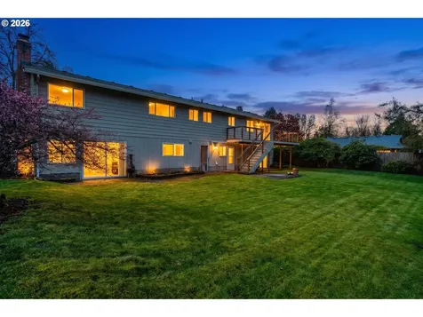 5484 SE Roethe Road Milwaukie OR 97267