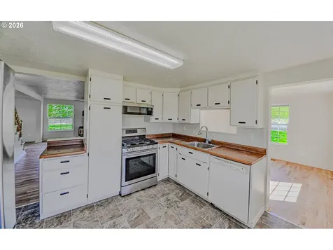 27163 Old Rainier Road Rainier OR 97048