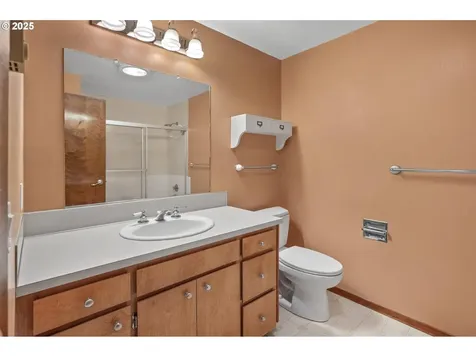 11965 NW Oatfield Court Portland OR 97229