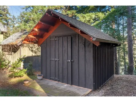 32 Hamilton Avenue Underwood WA 98651
