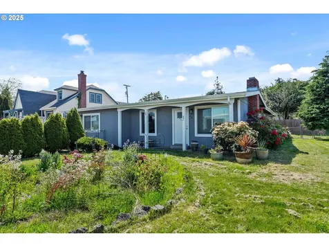 1109 Salmon Avenue Coos Bay OR 97420