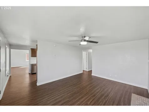 1109 Salmon Avenue Coos Bay OR 97420