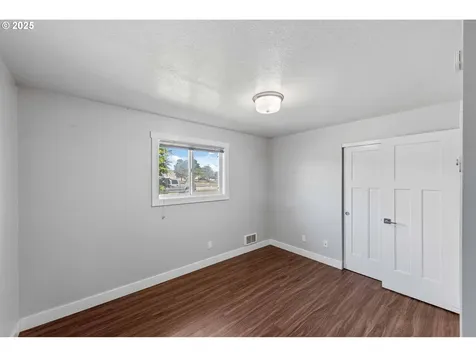 1109 Salmon Avenue Coos Bay OR 97420