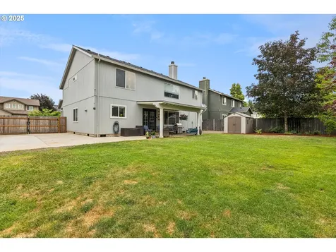 19134 Little Plains Parkway Oregon City OR 97045