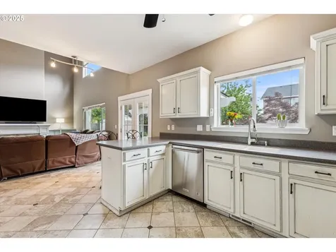 19134 Little Plains Parkway Oregon City OR 97045