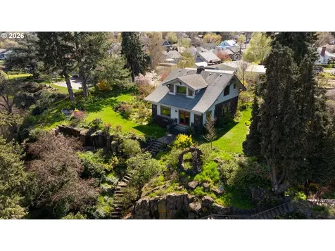 600 Garrison Street The Dalles OR 97058