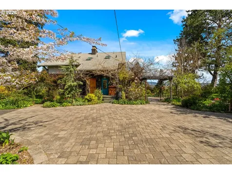 600 Garrison Street The Dalles OR 97058