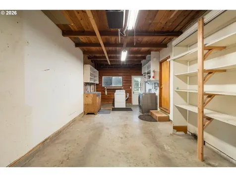 8516 SE Mill Street Portland OR 97216