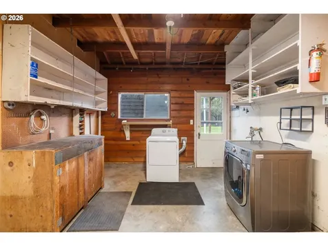 8516 SE Mill Street Portland OR 97216