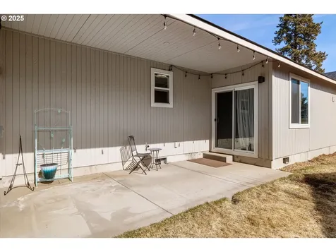 631 N Meadow Lane Sisters OR 97759
