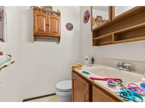 813 Ruby Avenue Eugene OR 97404