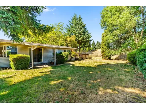 813 Ruby Avenue Eugene OR 97404