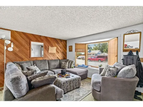 813 Ruby Avenue Eugene OR 97404
