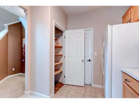 3181 SE Robin Circle Hillsboro OR 97123