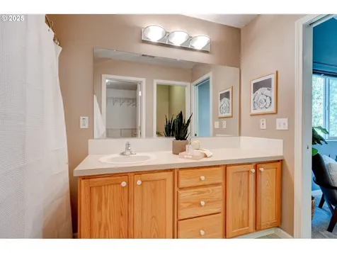 3181 SE Robin Circle Hillsboro OR 97123