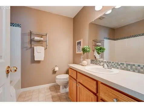 3181 SE Robin Circle Hillsboro OR 97123