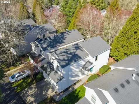 3181 SE Robin Circle Hillsboro OR 97123