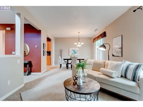 3181 SE Robin Circle Hillsboro OR 97123