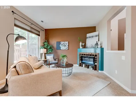 3181 SE Robin Circle Hillsboro OR 97123
