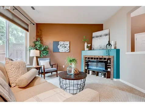 3181 SE Robin Circle Hillsboro OR 97123