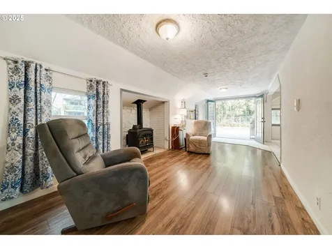 3900 NE 122nd Avenue Vancouver WA 98682