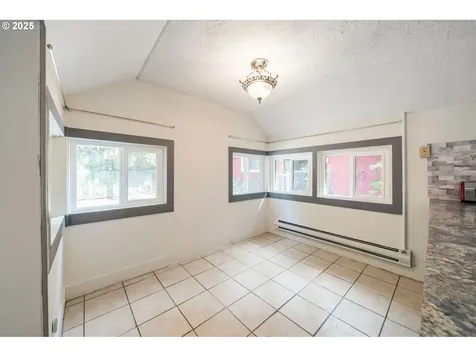 3900 NE 122nd Avenue Vancouver WA 98682