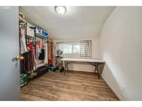 3900 NE 122nd Avenue Vancouver WA 98682