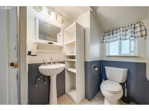 3900 NE 122nd Avenue Vancouver WA 98682