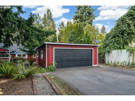 3900 NE 122nd Avenue Vancouver WA 98682
