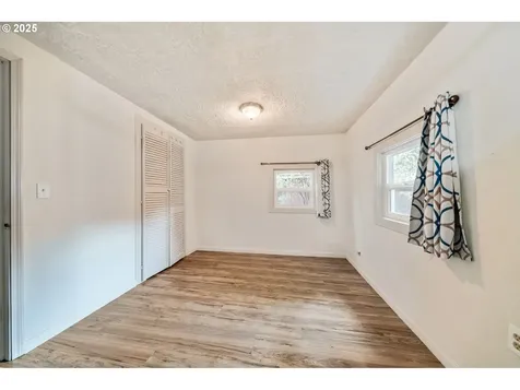 3900 NE 122nd Avenue Vancouver WA 98682