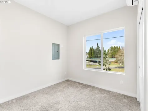 8630 SW 21st Avenue Portland OR 97219