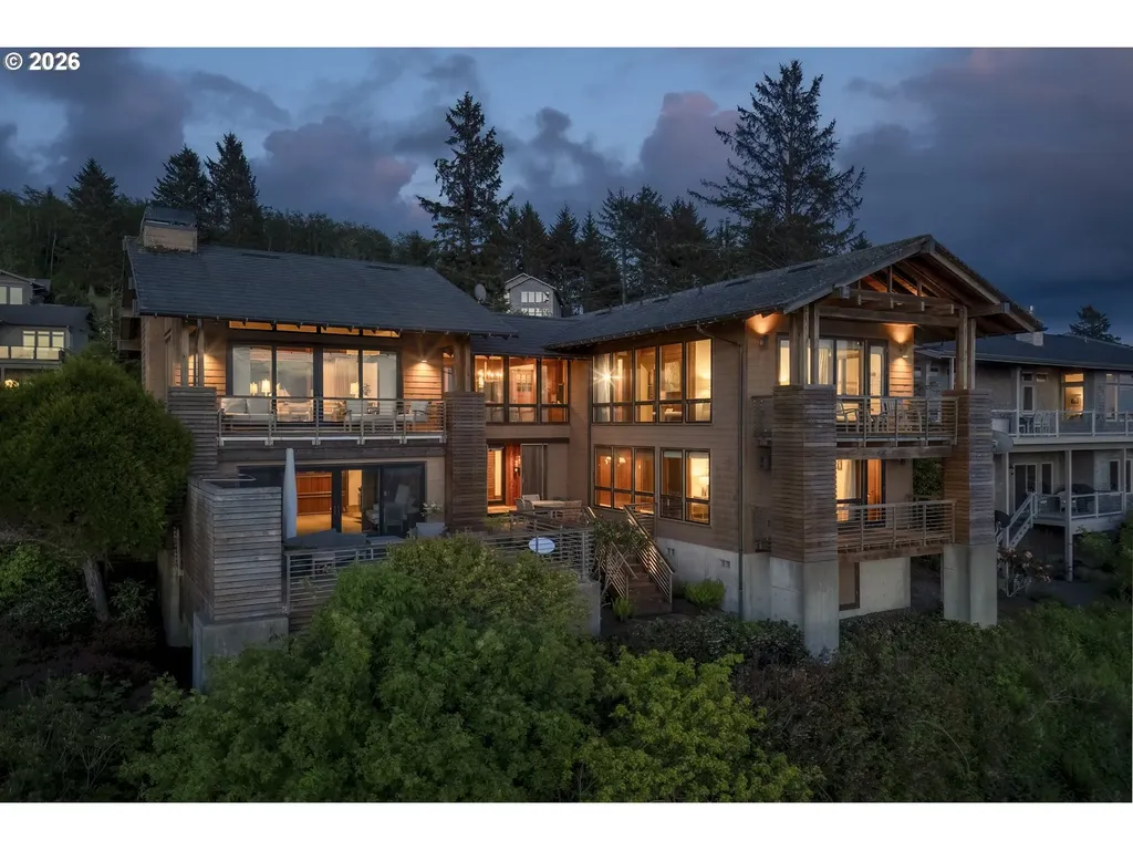7850 Brooten Mountain Loop Pacific City OR 97135