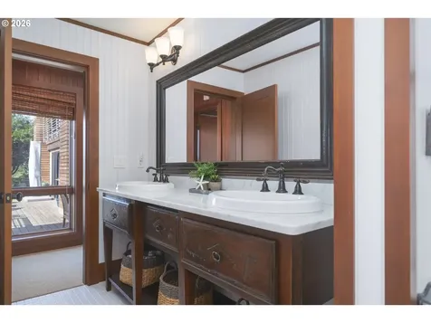7850 Brooten Mountain Loop Pacific City OR 97135