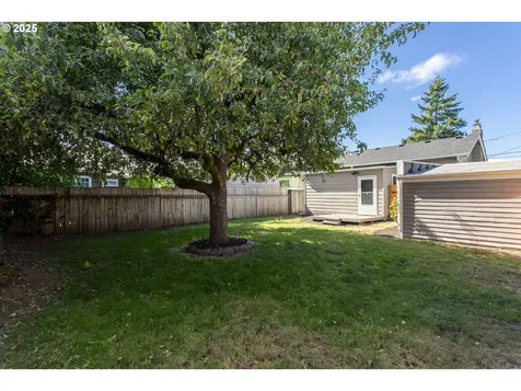 6922 SE Ramona Street Portland OR 97206