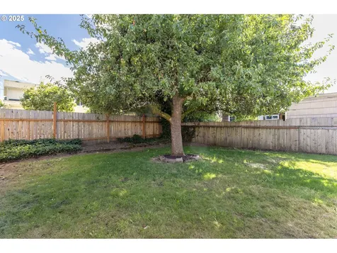 6922 SE Ramona Street Portland OR 97206