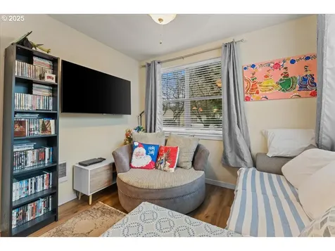 400 NE 100th Avenue Portland OR 97220